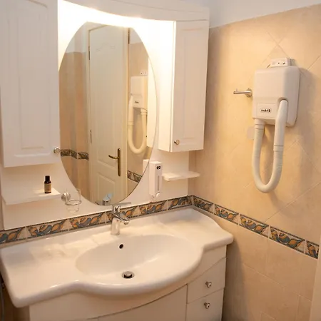 Dafnis * Κουφονήσι